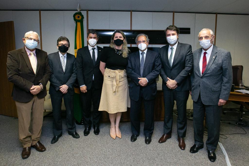 G7 se reúne com o ministro Paulo Guedes